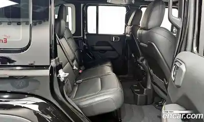 Jeep Wrangler 2024 2.0 Автомат в Москве № 226749, миниатюра 12