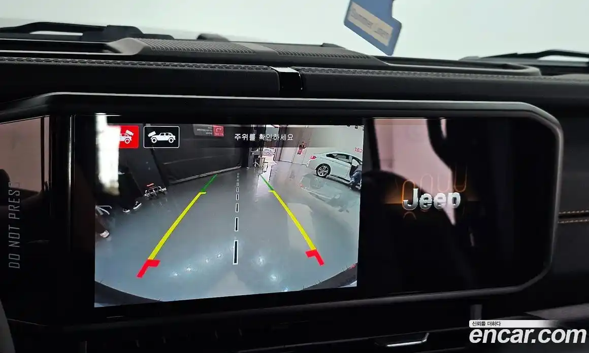 Jeep Wrangler 2024 2.0 Автомат в Москве № 226749, фото 15