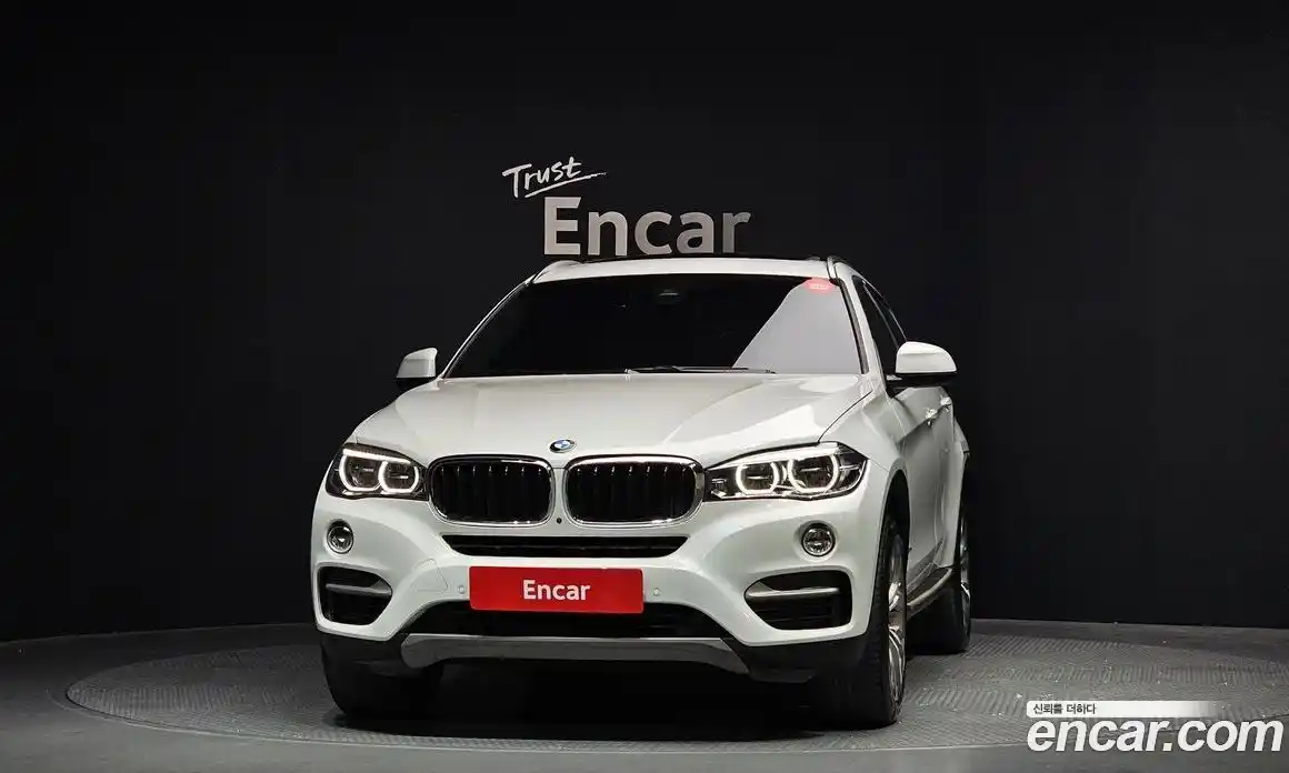 BMW X6 2018 3.0 Автомат в Москве № 228928, фото 3