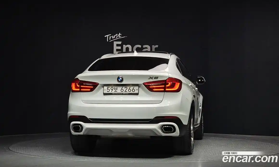 BMW X6 2018 3.0 Автомат в Москве № 228928, фото 4
