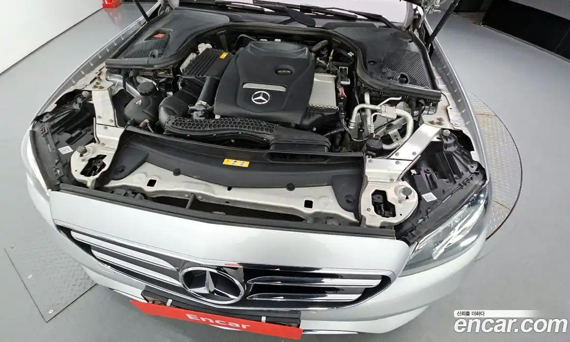 Mercedes-Benz E-Class 2020 2.0 Автомат в Москве № 229537, фото 18