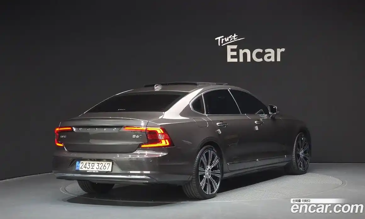 Volvo S90 2023 2.0 Автомат в Москве № 230430, фото 2