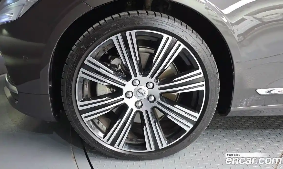 Volvo S90 2023 2.0 Автомат в Москве № 230430, фото 5