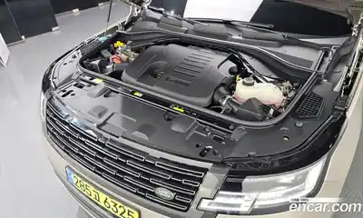Land Rover Range-Rover 2025 3.0 Автомат в Москве № 231111, миниатюра 10