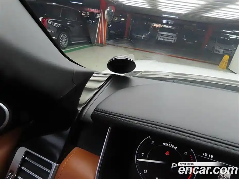 Land Rover Range-Rover 2014 4.4 Автомат в Москве № 231348, фото 11