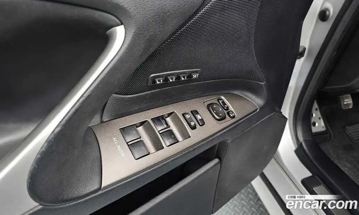 Lexus IS 2009 2.5 Автомат в Москве № 232051, фото 17