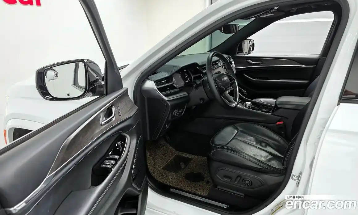 Jeep Cherokee 2022 3.6 Автомат в Москве № 232533, фото 12