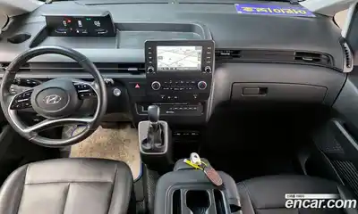 Hyundai Staria 2023 3.5 Автомат в Москве № 245030, миниатюра 2