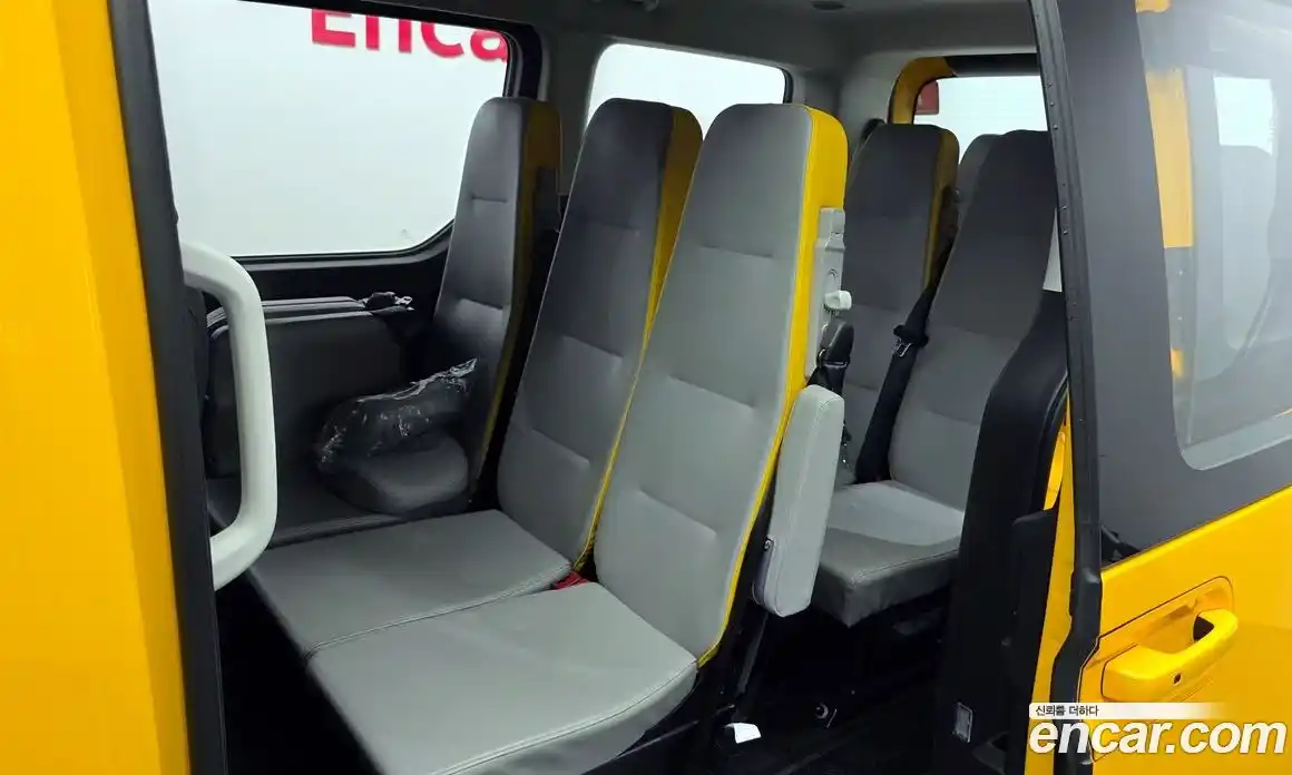 Hyundai Staria 2023 3.5 Автомат в Москве № 245030, фото 3