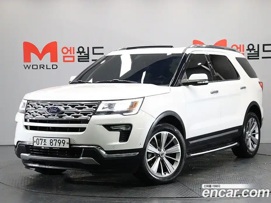 Ford Explorer 2018 2.3 Автомат в Москве № 255562, фото 1