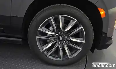 Cadillac Escalade 2023 6.2 Автомат в Москве № 256368, миниатюра 5