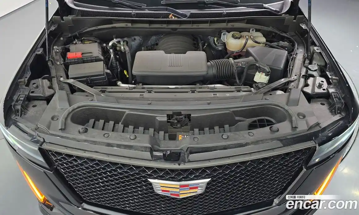 Cadillac Escalade 2023 6.2 Автомат в Москве № 256368, фото 6