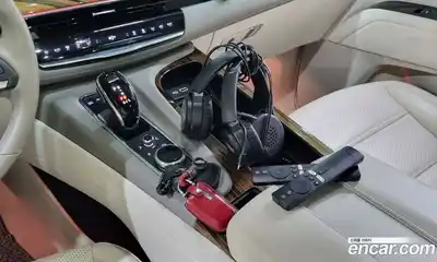 Cadillac Escalade 2023 6.2 Автомат в Москве № 256368, миниатюра 9