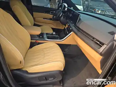 Kia Canival 2023 3.5 Автомат в Москве № 269407, миниатюра 10