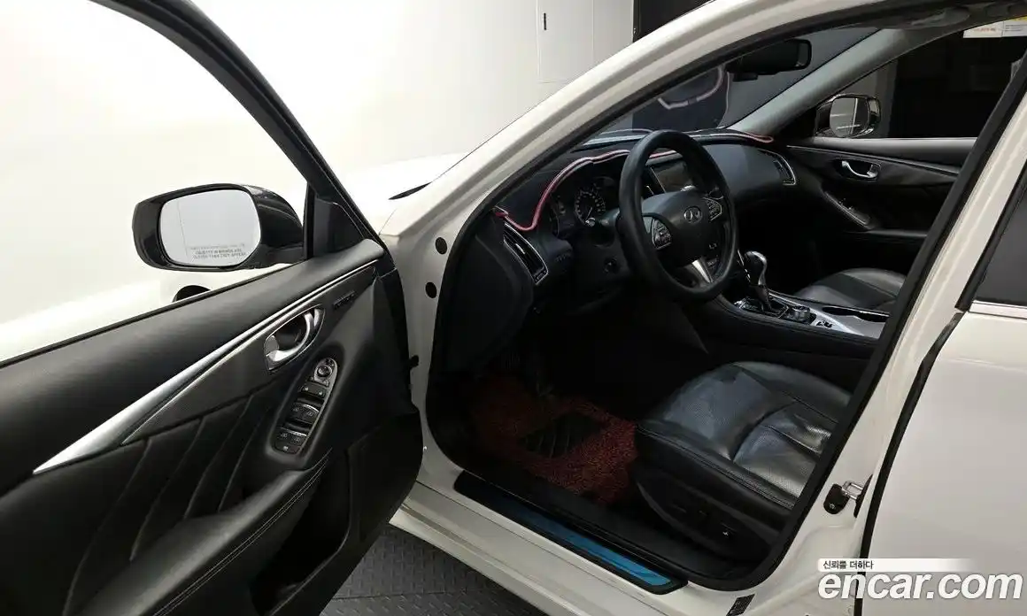 Infiniti Q50 2016 2.1 Автомат в Москве № 269702, фото 3