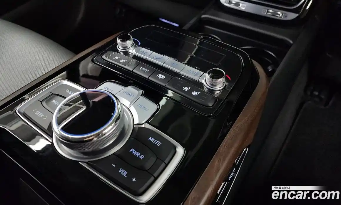 Genesis G90 2020 3.3 Автомат в Москве № 27287, фото 19