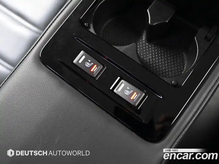 Renault SM6 2017 1.5 Автомат в Москве № 277839, фото 16