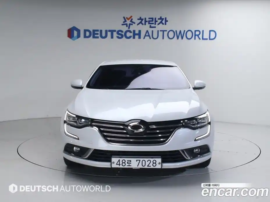 Renault SM6 2017 1.5 Автомат в Москве № 277839, фото 3