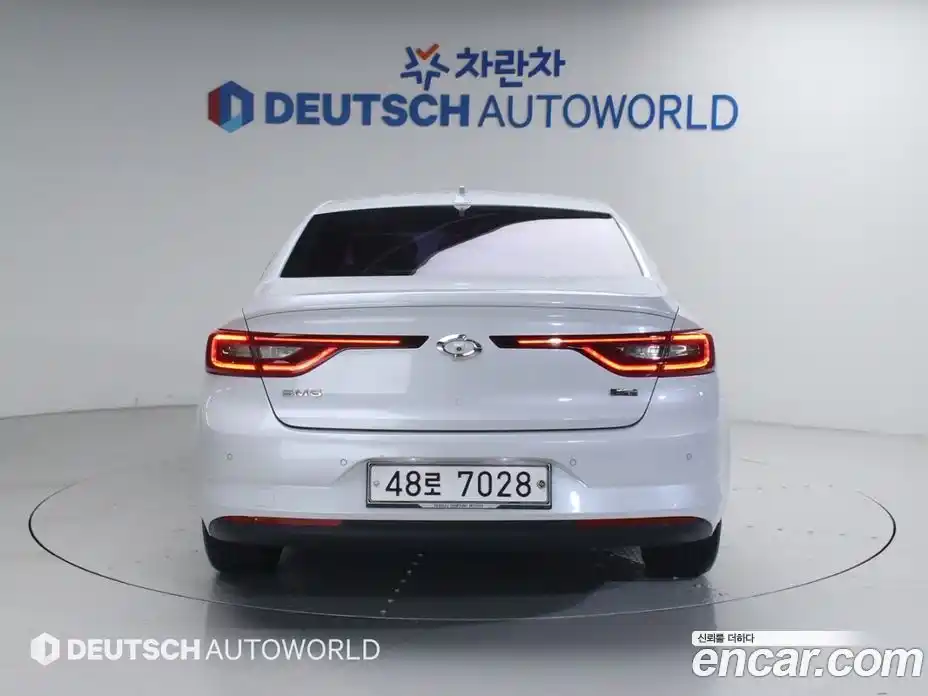 Renault SM6 2017 1.5 Автомат в Москве № 277839, фото 4