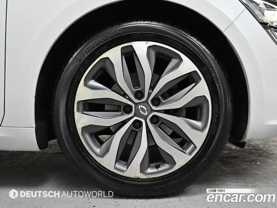 Renault SM6 2017 1.5 Автомат в Москве № 277839, фото 5