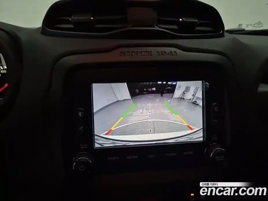 Jeep Renegade 2015 2.0 Автомат в Москве № 279163, фото 14