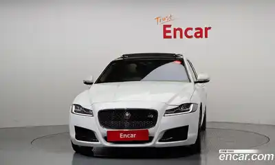 Jaguar XF 2017 2.0 Автомат в Москве № 283812, миниатюра 3