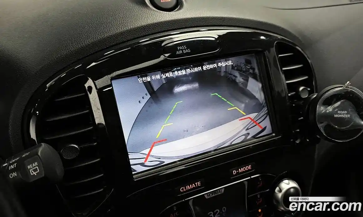 Nissan Juke 2014 1.6 Автомат в Москве № 284919, фото 7