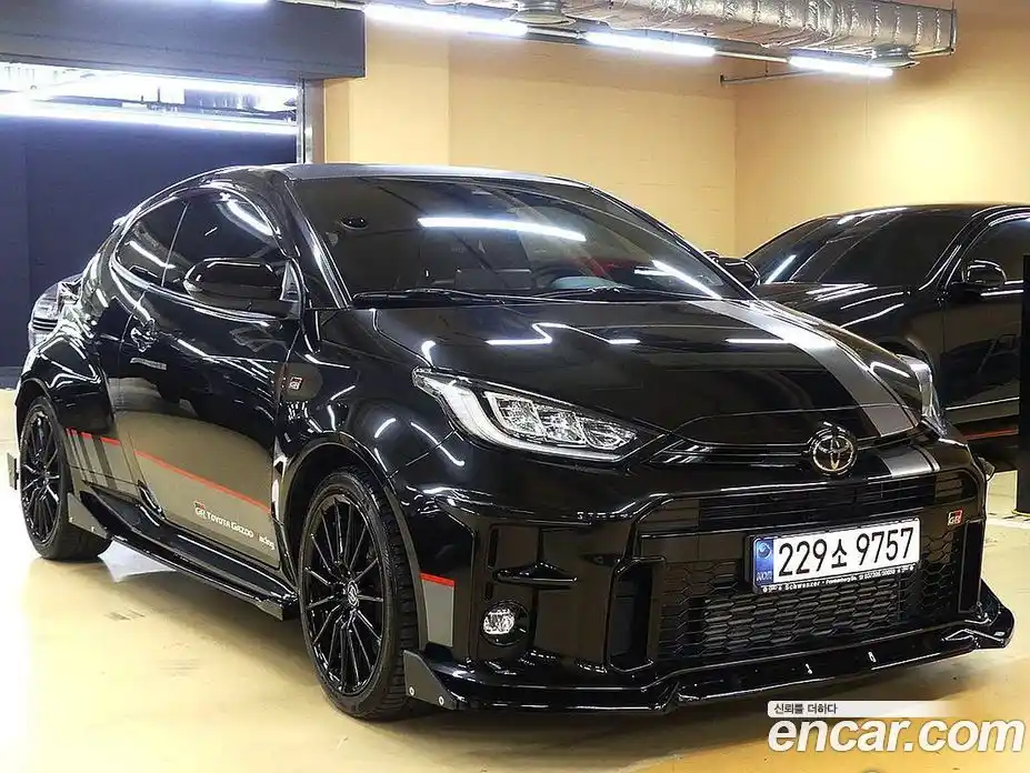 Toyota Yaris(Vitz) 2020 1.6 Механическая в Москве № 295030, фото 6