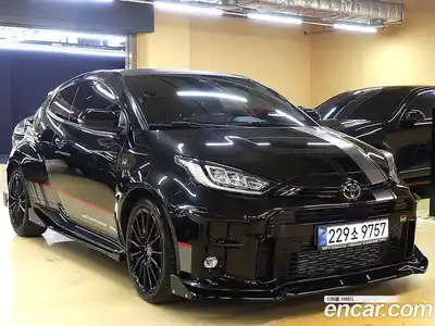 Toyota Yaris(Vitz) 2020 1.6 Механическая в Москве № 295030, миниатюра 6