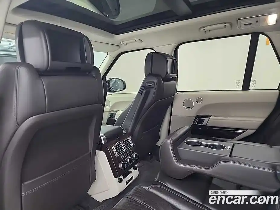 Land Rover Range-Rover 2016 5.0 Автомат в Москве № 298206, фото 15