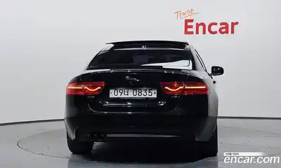 Jaguar XE 2016 2.0 Автомат в Москве № 304942, миниатюра 4