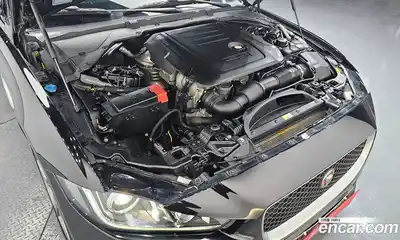 Jaguar XE 2016 2.0 Автомат в Москве № 304942, миниатюра 6