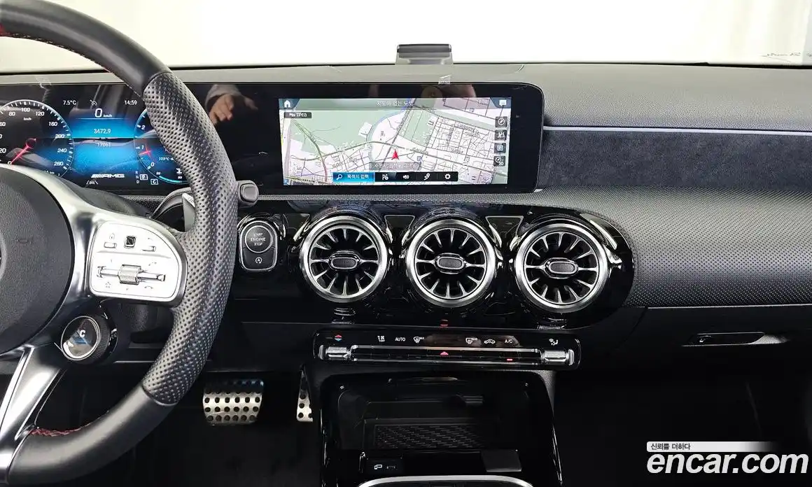 Mercedes-Benz A-Class 2023 2.0 Автомат в Москве № 307759, фото 14