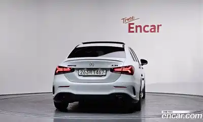 Mercedes-Benz A-Class 2023 2.0 Автомат в Москве № 307759, миниатюра 4