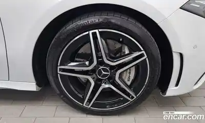 Mercedes-Benz A-Class 2023 2.0 Автомат в Москве № 307759, миниатюра 5