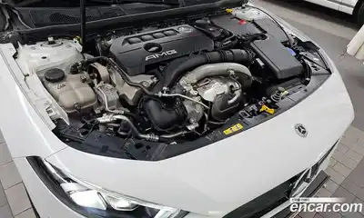 Mercedes-Benz A-Class 2023 2.0 Автомат в Москве № 307759, миниатюра 6