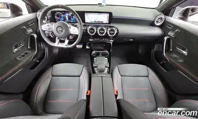 Mercedes-Benz A-Class 2023 2.0 Автомат в Москве № 307759, миниатюра 7