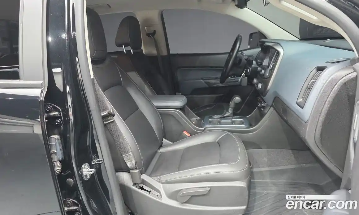 Chevrolet Colorado 2021 3.6 Автомат в Москве № 314247, фото 11