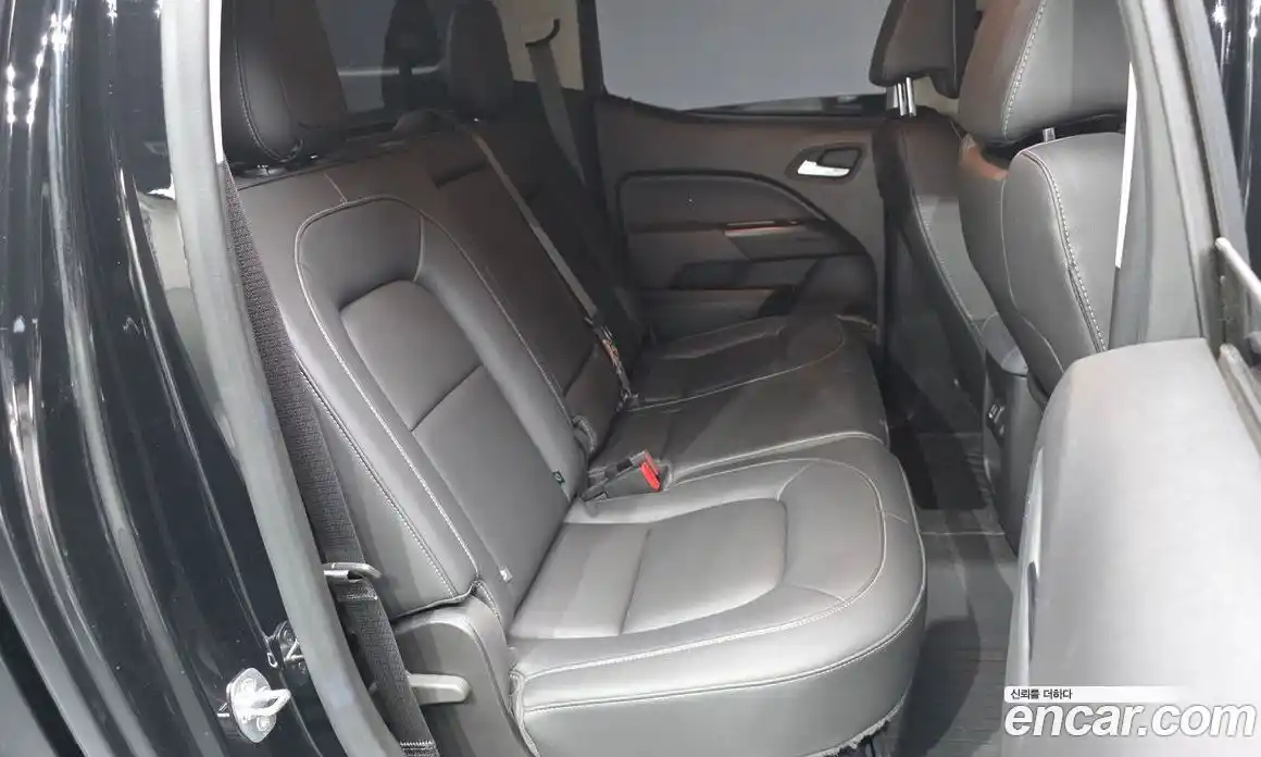 Chevrolet Colorado 2021 3.6 Автомат в Москве № 314247, фото 12