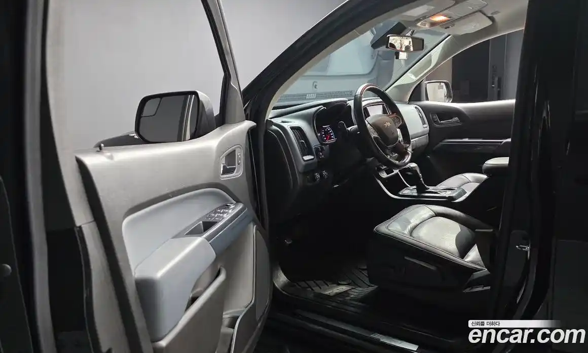 Chevrolet Colorado 2021 3.6 Автомат в Москве № 314247, фото 10