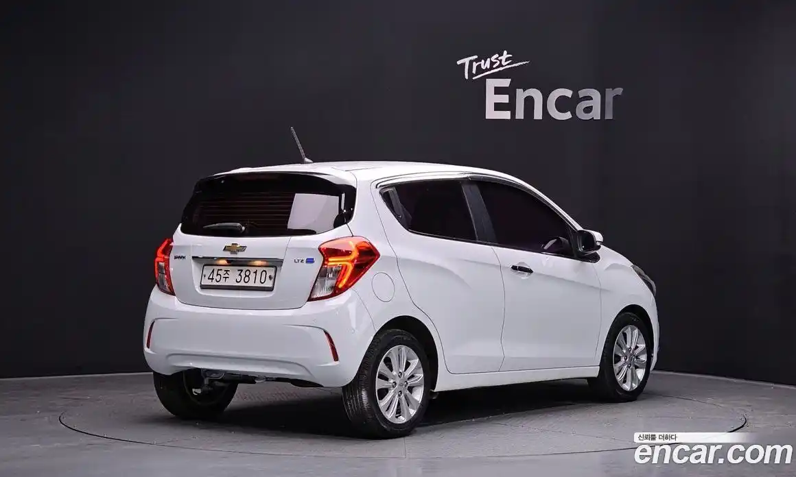 Chevrolet Spark 2016 1.0 Автомат в Москве № 315047, фото 18