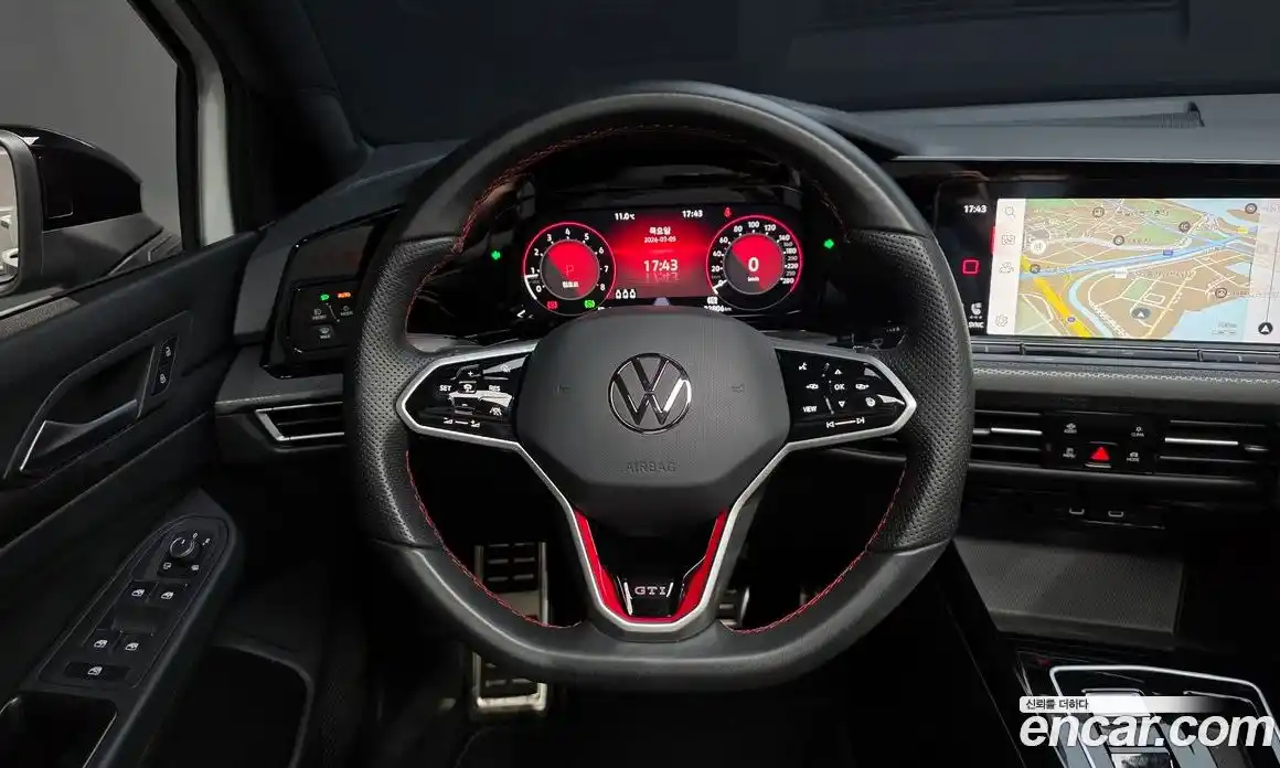 Volkswagen Golf 2024 2.0 Автомат в Москве № 317818, фото 13