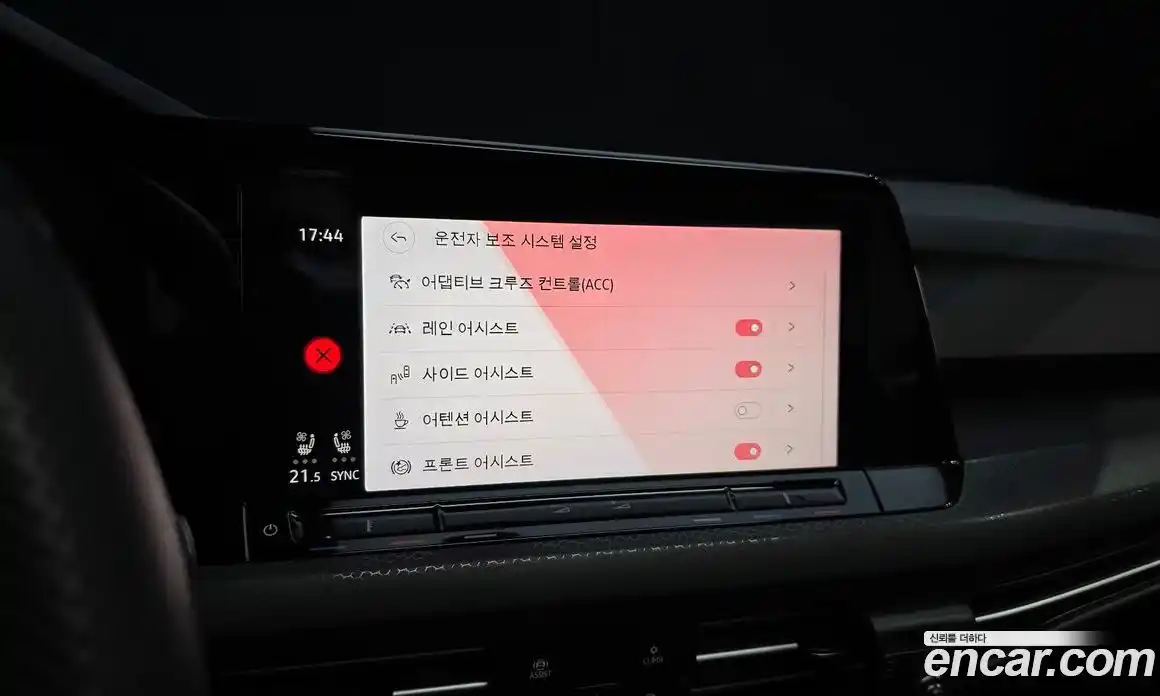 Volkswagen Golf 2024 2.0 Автомат в Москве № 317818, фото 16