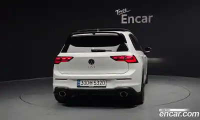 Volkswagen Golf 2024 2.0 Автомат в Москве № 317818, миниатюра 4