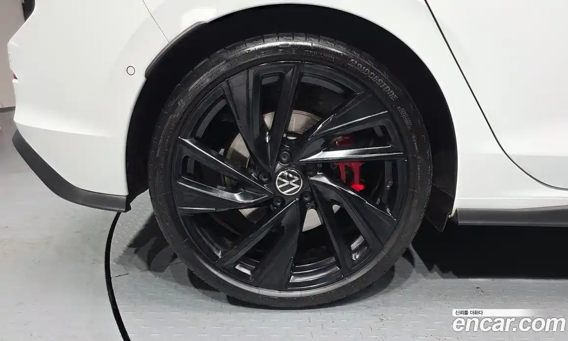 Volkswagen Golf 2024 2.0 Автомат в Москве № 317818, фото 5