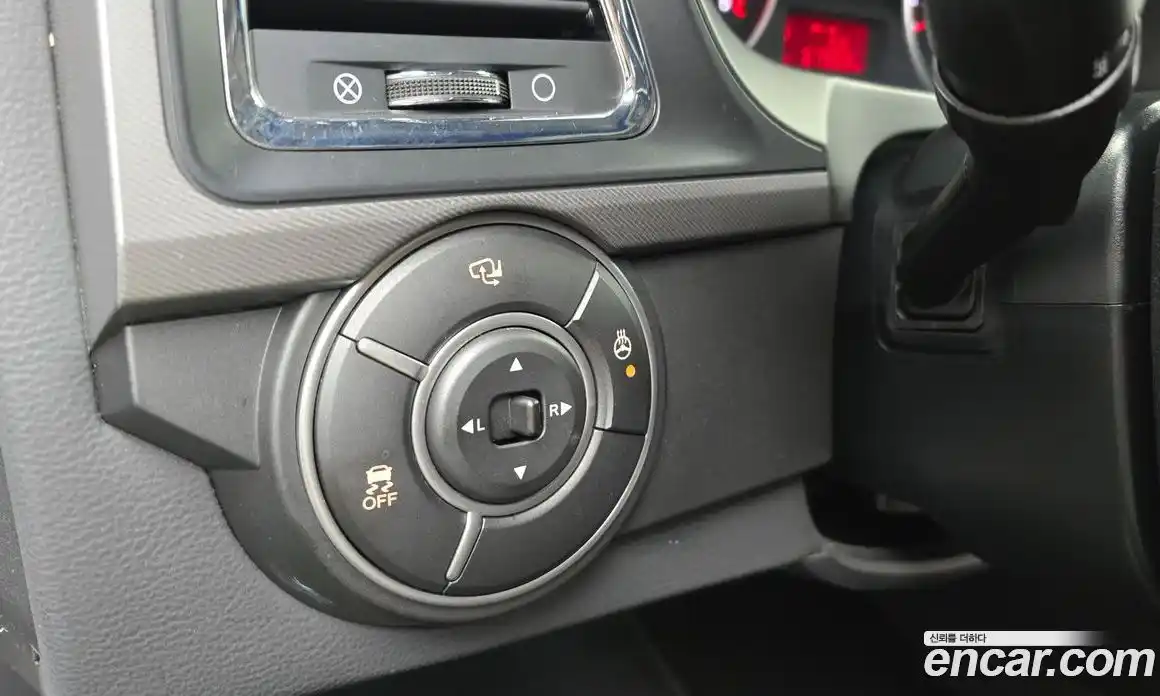 SsangYong Korando 2016 2.0 Автомат в Москве № 323829, фото 4