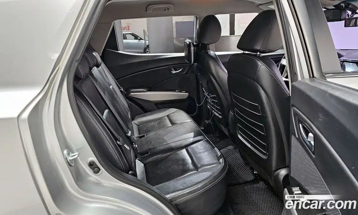 SsangYong TIBOLI 2015 1.6 Автомат в Москве № 324397, фото 11