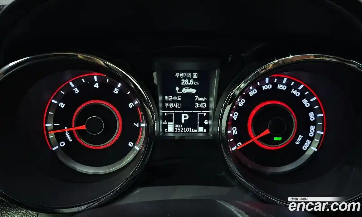 SsangYong TIBOLI 2015 1.6 Автомат в Москве № 324397, фото 13