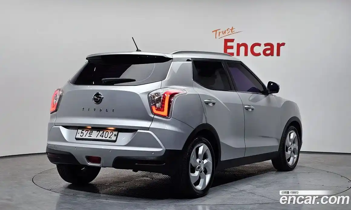 SsangYong TIBOLI 2015 1.6 Автомат в Москве № 324397, фото 19