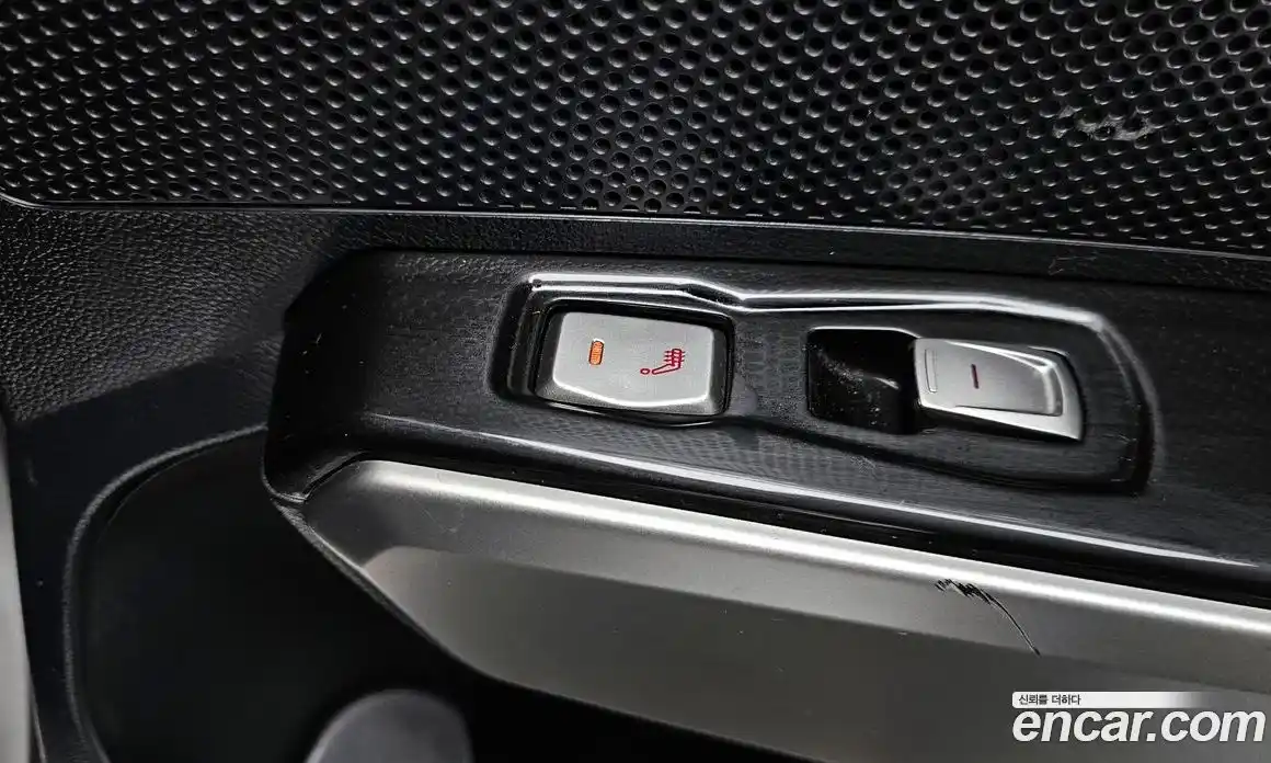 SsangYong TIBOLI 2015 1.6 Автомат в Москве № 324397, фото 20